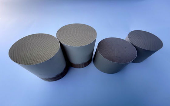 कॉर्डिएराइट हनीकॉम्ब उत्प्रेरक तत्व 400 सेल V2O5 TiO2 SCR