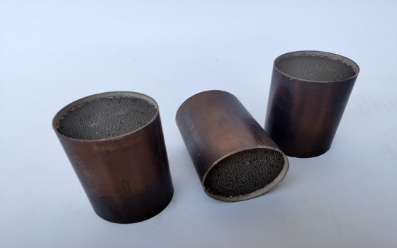 मोटरसाइकिल में पीटी पीडी आरएच उत्प्रेरक कनवर्टर 300 सीपीएसआई 400 सीपीएसआई